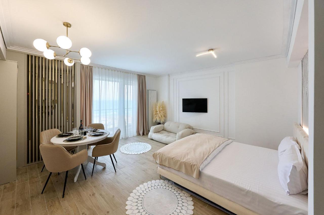 Seaview Luxury Studio In Infinity Beach Resort Mamaia Exterior foto